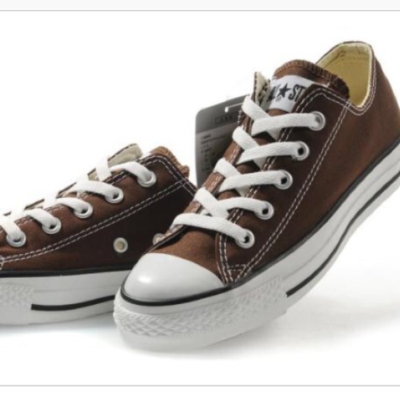 brown converse low tops